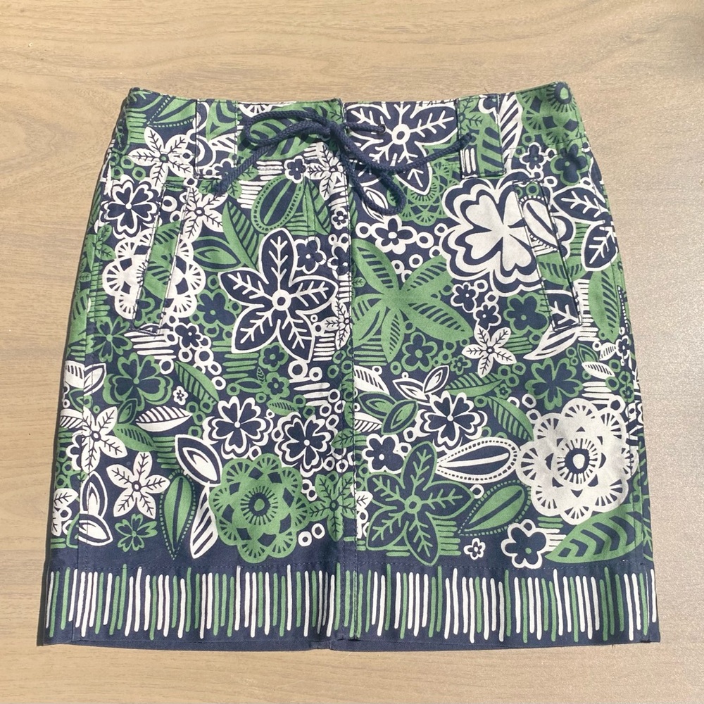 🌱ANN TAYLOR LOFT🌱 vibrant blue and green floral skirt with tie